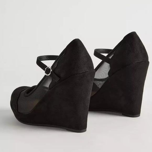 Torrid 10WW 10 Wide Sexy Black Platform Faux Suede & Mesh 4.5" Wedge Heels - Picture 3 of 3